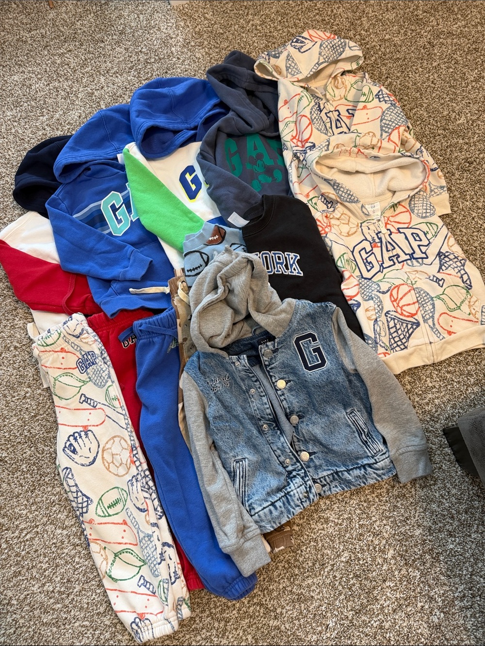 GAP Kids / Boys / Toddler Hoodies, Pants & Jacket Bundle - Size 3T-4T